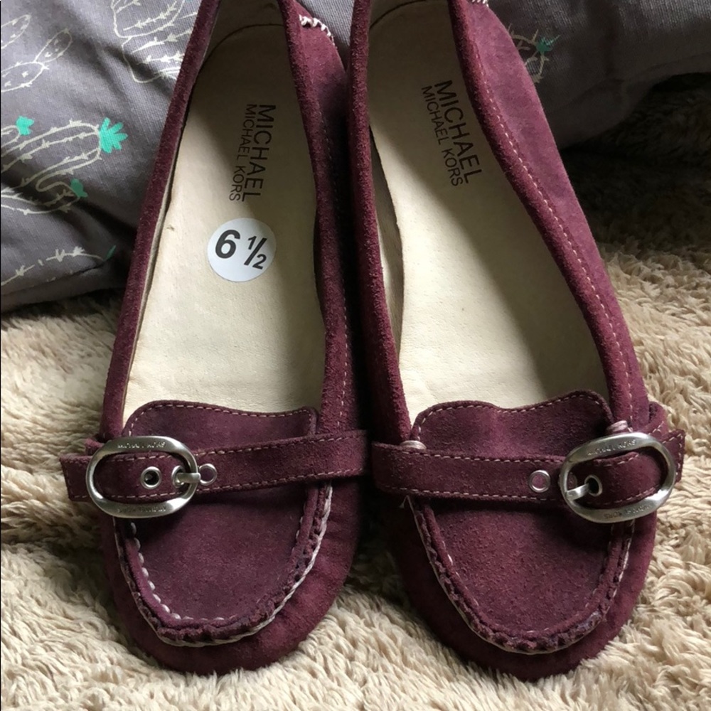 MICHAEL by Michael Kors Flats Size 6 1/2